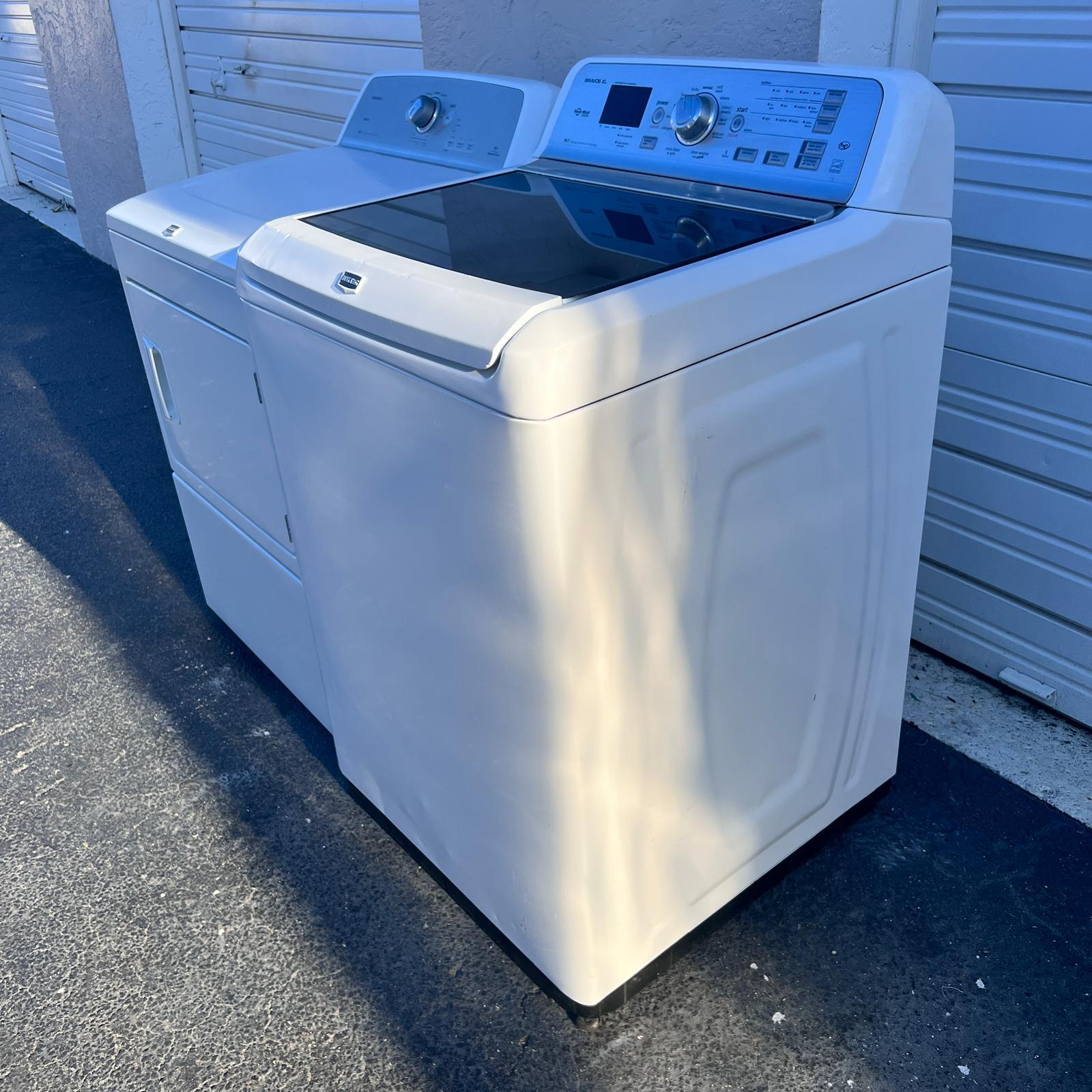 Maytag Bravos XL Washer and Dryer Set Maytag Bravos XL Washer and Dryer Set